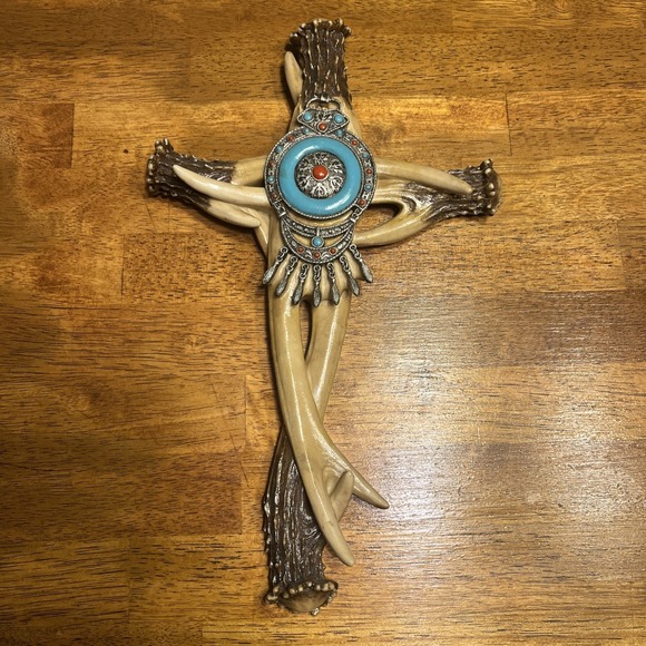Religious Resin Interwind Antler Turquoise Native American Wall Hanging Cross - Picture 1 of 5